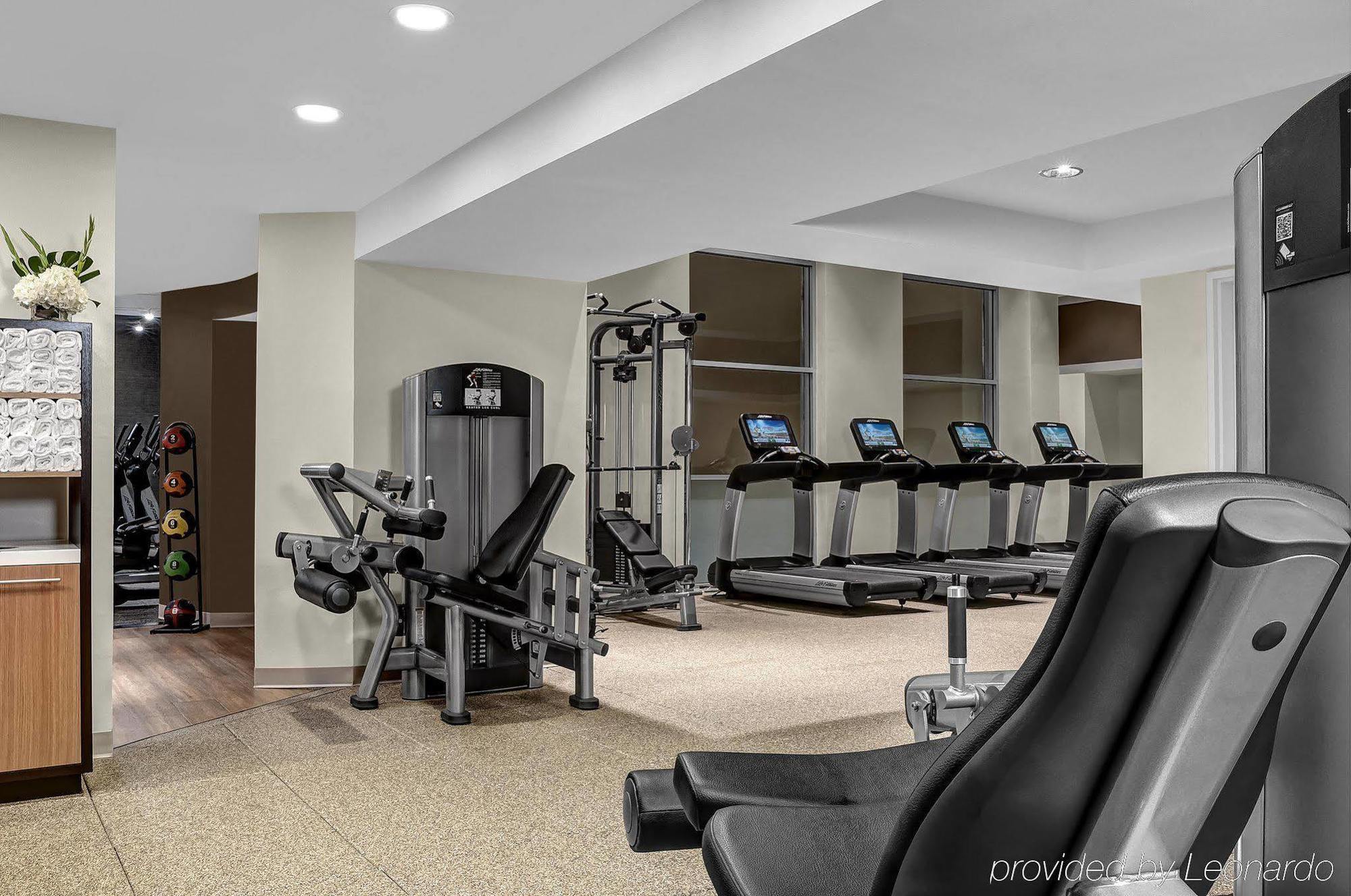 Doubletree Suites By Hilton Nyc - Times Square 纽约 外观 照片